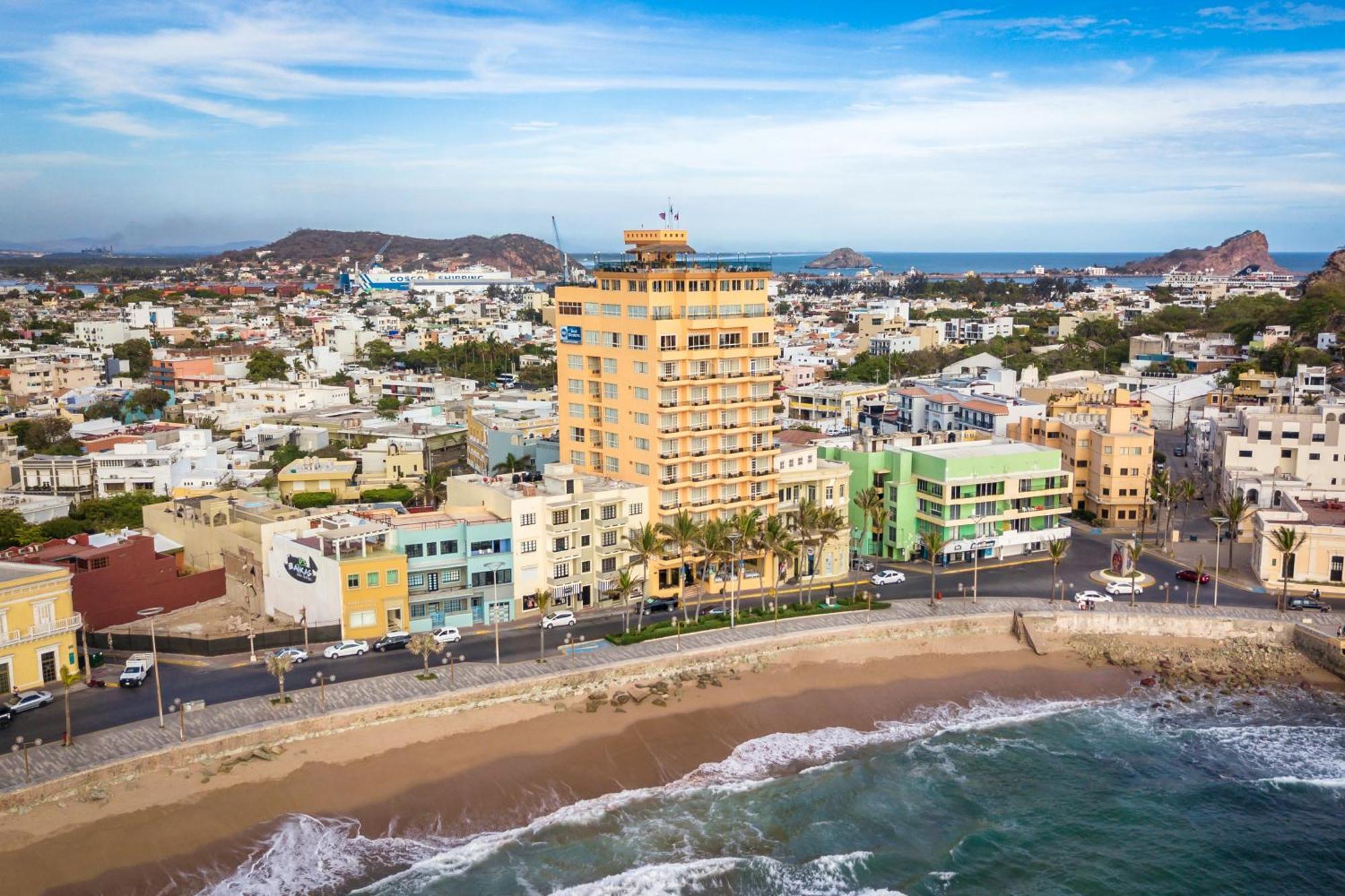 Best Western Posada Freeman Hotel Mazatlan Exterior photo