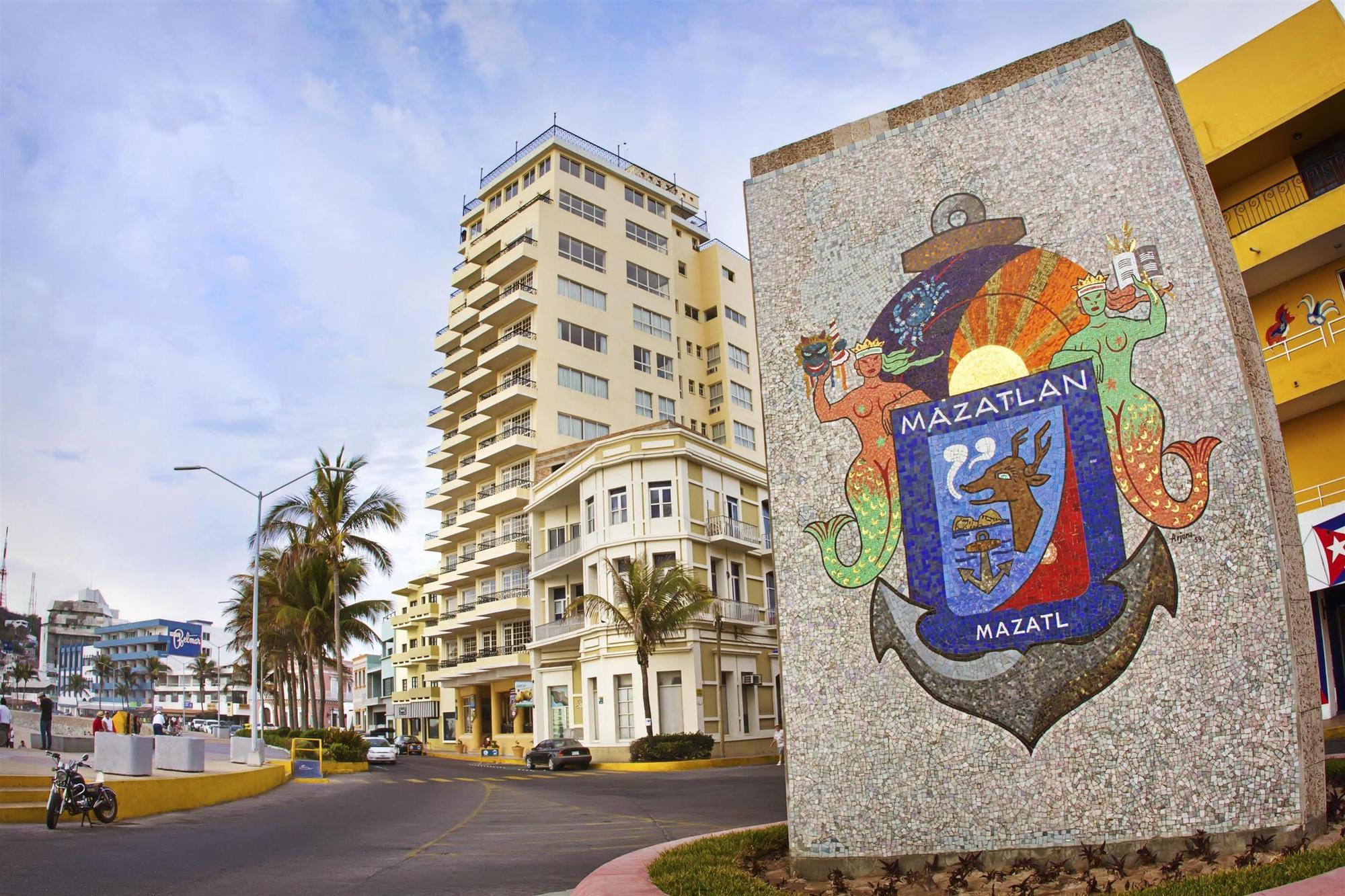 Best Western Posada Freeman Hotel Mazatlan Exterior photo